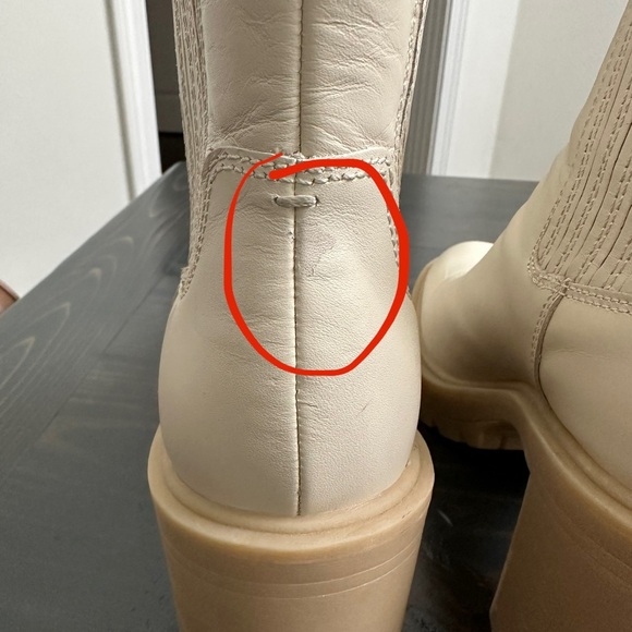 Caster H2O Dolce Vita Waterproof Ivory Leather Booties - Picture 5 of 8